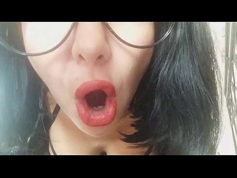 ❤️ ګرانه، ستا سوزنده مور به تاسو نن ښوونځي ته نه پریږدي ... زه تاسو ته ډیره اړتیا لرم ... ❌