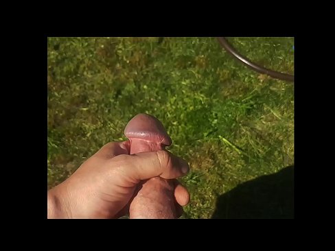 ❤️ ګرم hottie خپل ګلابي بلی fucked او د اوړي په باغ کې د squirt سره cums ترلاسه کوي ❌